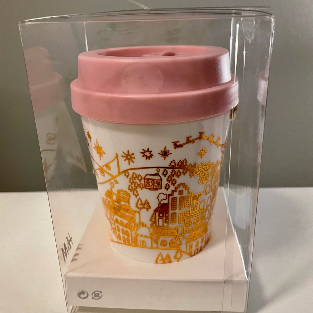 H&M Plastic Pink, Cream, and Gold Cup OS NWT - Picture 2 of 6